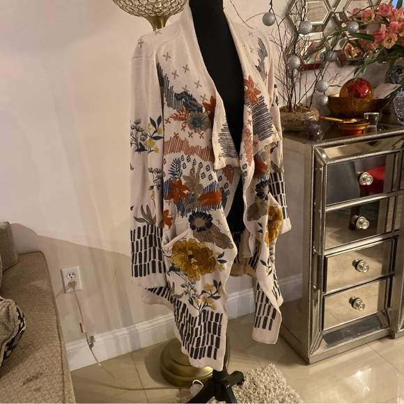 Johnny Was Floral Patterned Open Front Cardigan size L - Picture 2 of 8